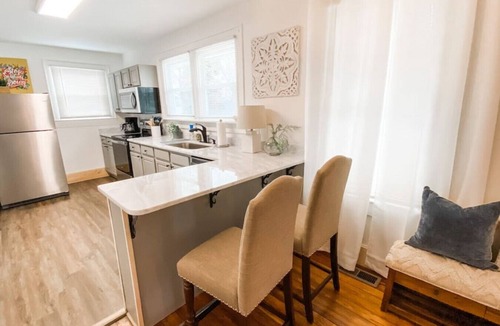 Orchard Knob House | Downtown Charm - 2BR, Great Location!