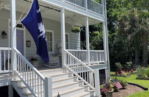 Historic District House | Downtown Charm. Walk to Everything. Pet Welcome!