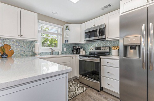 Grand Haven House | Downtown Charmer with Amenities Galore, Upper