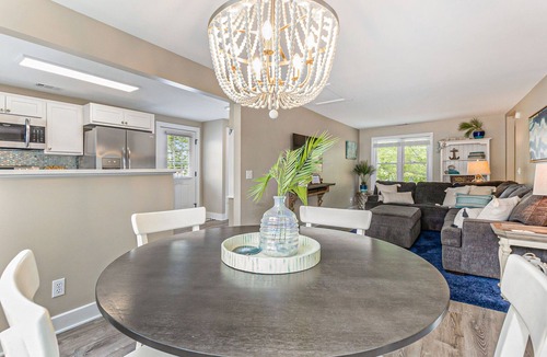 Grand Haven House | Downtown Charmer with Amenities Galore, Upper