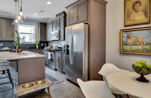 Downtown Chattanooga House | Downtown Chattanooga - Southside Modern Luxury 3BR, Private Parking, Roof Top Deck!