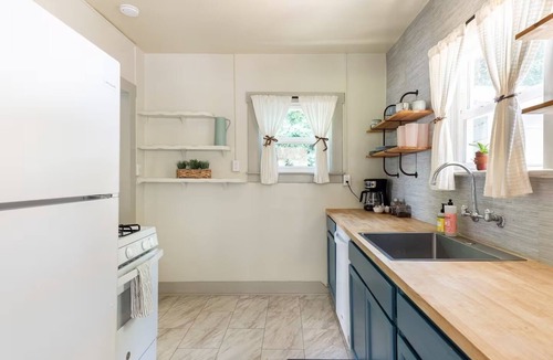 Chico House | Downtown Chico Charmer