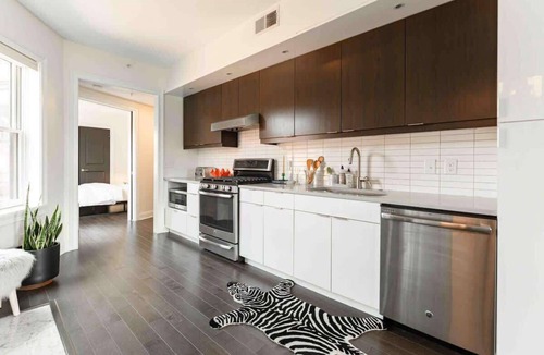 Over-the-Rhine Apartment | Downtown Cincinnati Stay | Rooftop Patio + Parking