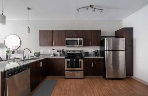 Uptown District Apartment | Downtown Columbus Apartment