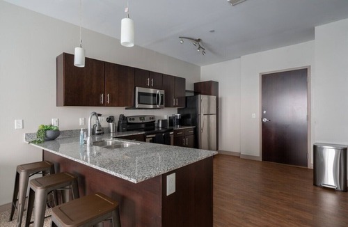 Uptown District Apartment | Downtown Columbus Apartment