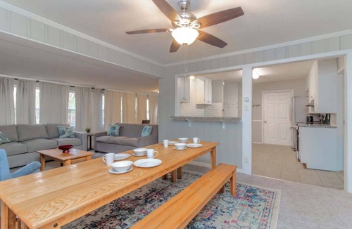 Columbus House | Downtown Columbus Stay | Walk to Riverwalk