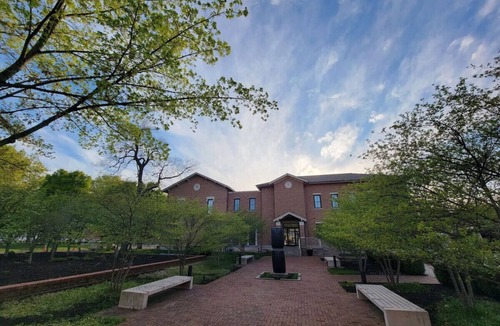 Columbus Apartment | Downtown Columbus~Stunning Upscale 1 bd Suite