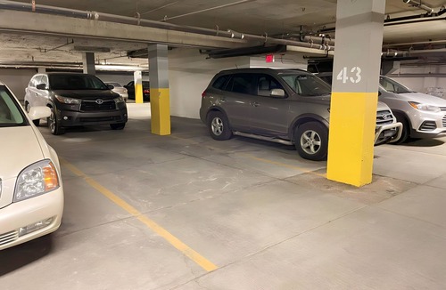 Beltline Condo | Downtown Condo Near Stampede and BMO with Parking