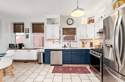 Columbus Park House | Downtown Condo w/City Views Walk to Streetcar