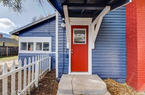 Central Colorado Springs Cottage | Downtown Cottage with Netflix TV near Old Colorado