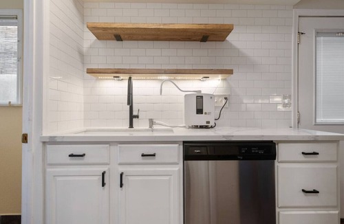 Grant Hill House | Downtown Cottage blocks from Petco Park!