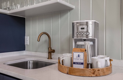 Fairhope Cottage | Downtown Cottage Hideaway Studio