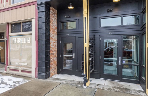 Delaware Apartment | Downtown Delaware Full Kitchen Luxury Loft