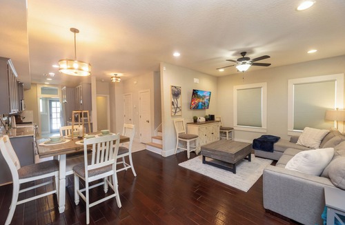 Near East Side House | Downtown Delight by Prime 210, Vibrant San Antonio FIESTA Charm! New Listing