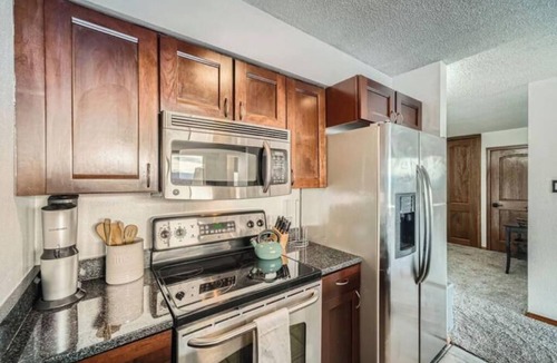 Downtown Denver Apartment | Downtown Denver Furnished 1 BDR w/Rooftop Pool