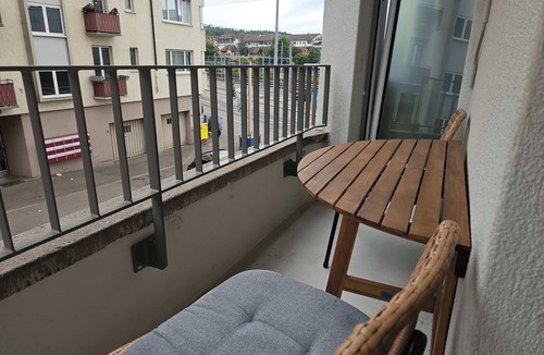 Oerlikon Apartment | Downtown Dream 3,5BR with Balcony and Style BA21
