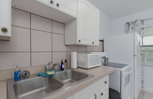 Downtown Dunedin Cottage | Downtown Dunedin Cottage Walk to Restaurants