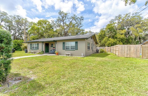 Sanford Apartment | Downtown Duplex B Great Location & Private Yard