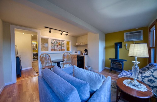 Eureka Springs Historic District Apartment | Downtown Edgewood Terr Piedmont