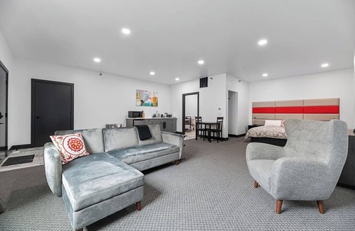 Spearfish Apartment | Downtown Executive Apartment - Lutum