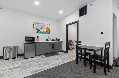 Spearfish Apartment | Downtown Executive Apartment - Lutum