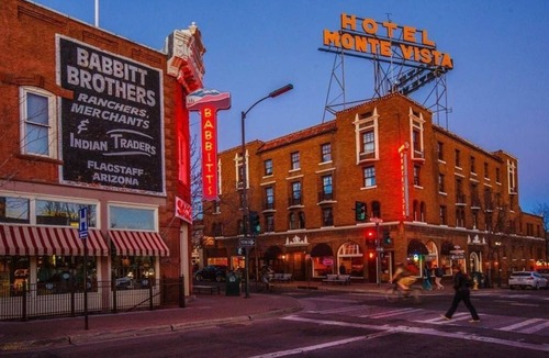 Southside Apartment | Downtown Flagstaff, location, location, location!