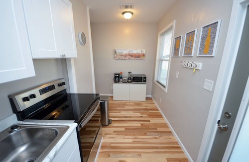 The Gate Apartment | Downtown Gate District Apartment, Convenient To Everything, King Bed (2FR)