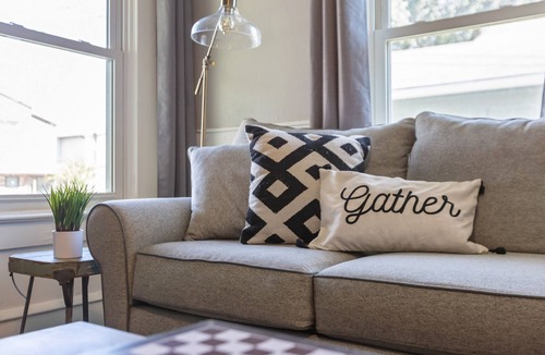 Waco Cottage | Downtown Gem near Silos, Baylor, Cameron Park.