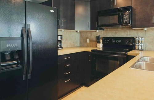 Victoria Park Condo | Downtown Gem: Next to Saddledome - LT Only, Great Views