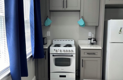 Mount Pleasant Apartment | Downtown Gem: Providence Loft; Mini get Away!