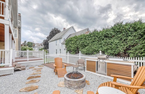 East Haven  Rutland County House | Downtown Gem W/ Free WiFi, Firepit & Full Kitchen - Walk to Shopping & More!