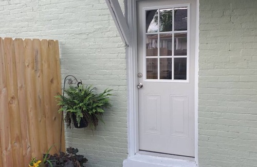 Columbus Apartment | Downtown Getaway ~ Historic & Peaceful, FREE Bikes