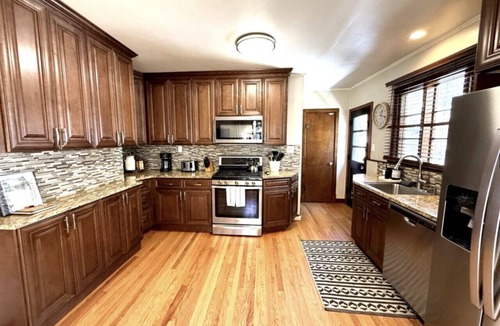 Glenwood Springs House | Downtown Glenwood Retreat