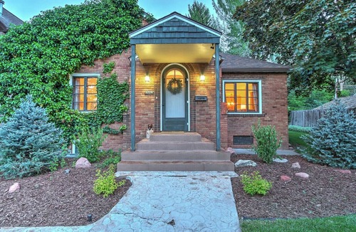 Glenwood Springs House | Downtown Glenwood Retreat