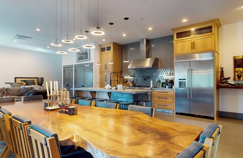 Nevada City House | Downtown Gold Mine