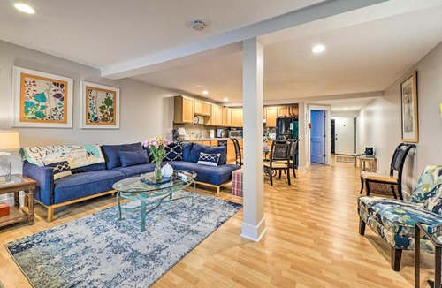 Grand Haven Apartment | Downtown Grand Haven Apt < 1 Mi to Lake Michigan