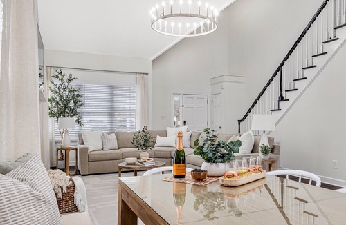 Cary House | Downtown Haven - 4 Bedrooms & 3.5 Baths, 2 King Bedrooms with Ensuite Baths