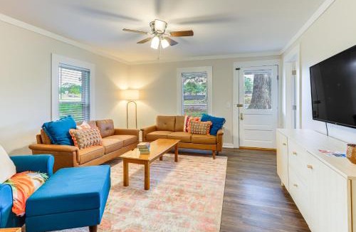 Heflin House | Downtown Heflin Cottage with Deck and Fire Pit!