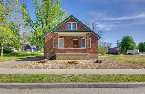 Hermann Cottage | Downtown Hermann Vacation Home Near Wineries!