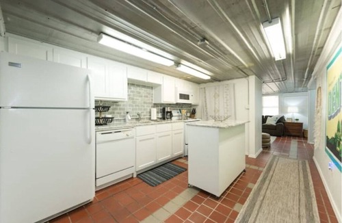 Denton Apartment | Downtown Hideaway on trendy Denton square