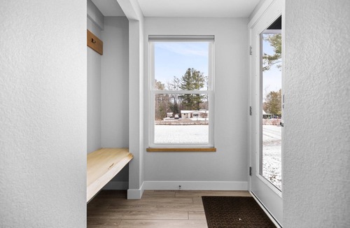 Traverse City House | 🌆 Downtown Hideaway – Remodeled Comfort Near East Bay Game Room ➠ 3191