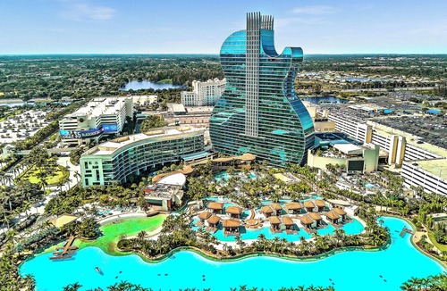 Downtown Hollywood Apartment | Downtown Hollywood Beach Blvd Studio Getaway