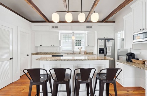 Cannonborough Elliotborough House | Downtown Home Centrally Located