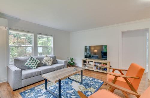 Stevenson House | Downtown Home w/Patio - Walk to Shops & Dining!