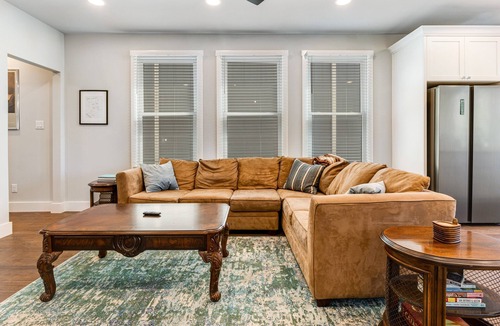 Tobin Hill House | Downtown home with WiFi, central AC, furnished rooftop deck, and full kitchen
