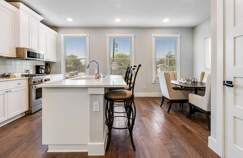Tobin Hill House | Downtown home with WiFi, central AC, furnished rooftop deck, and full kitchen