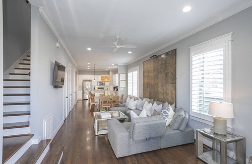 The Nations House | Downtown in 7min & Rooftop Deck! Gorgeous Stunning Nashville Home!