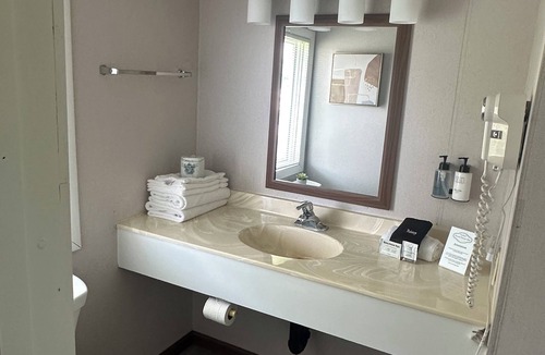 Sister Bay Hotel | DownTown Inn