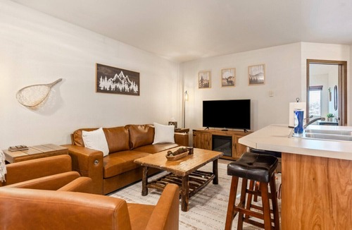 Kalispell Apartment | Downtown Kalispell Condo Near Glacier & Whitefish