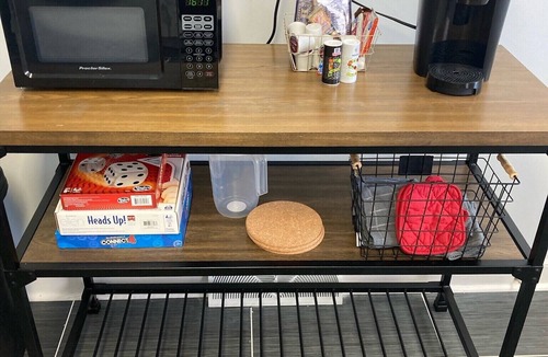 Kilmarnock House | Downtown Kilmarnock Gem - High speed WiFi